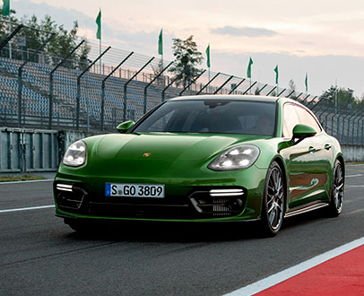 model Panamera